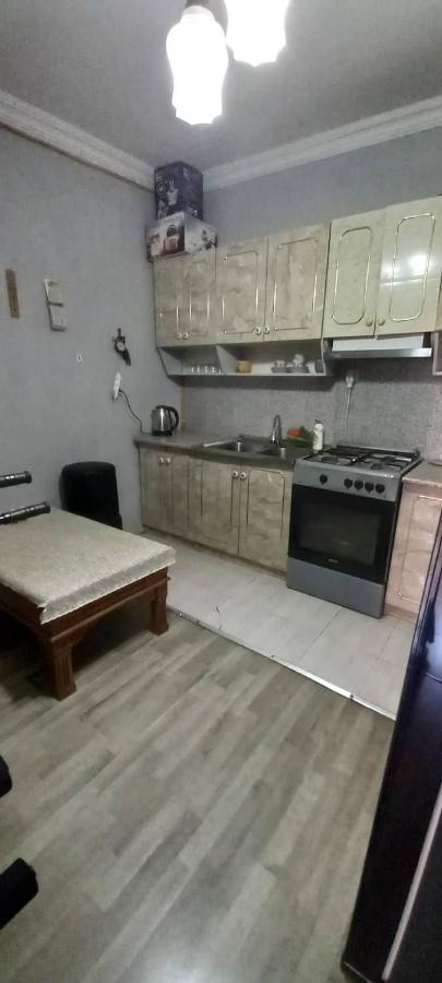 Apartment Zurabi Batumi Exteriör bild
