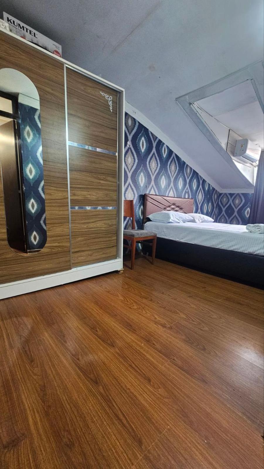 Apartment Zurabi Batumi Rum bild